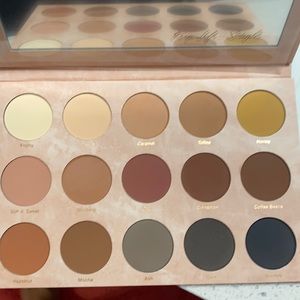 Dominique transition palette